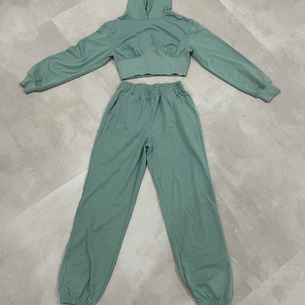 Sweater set